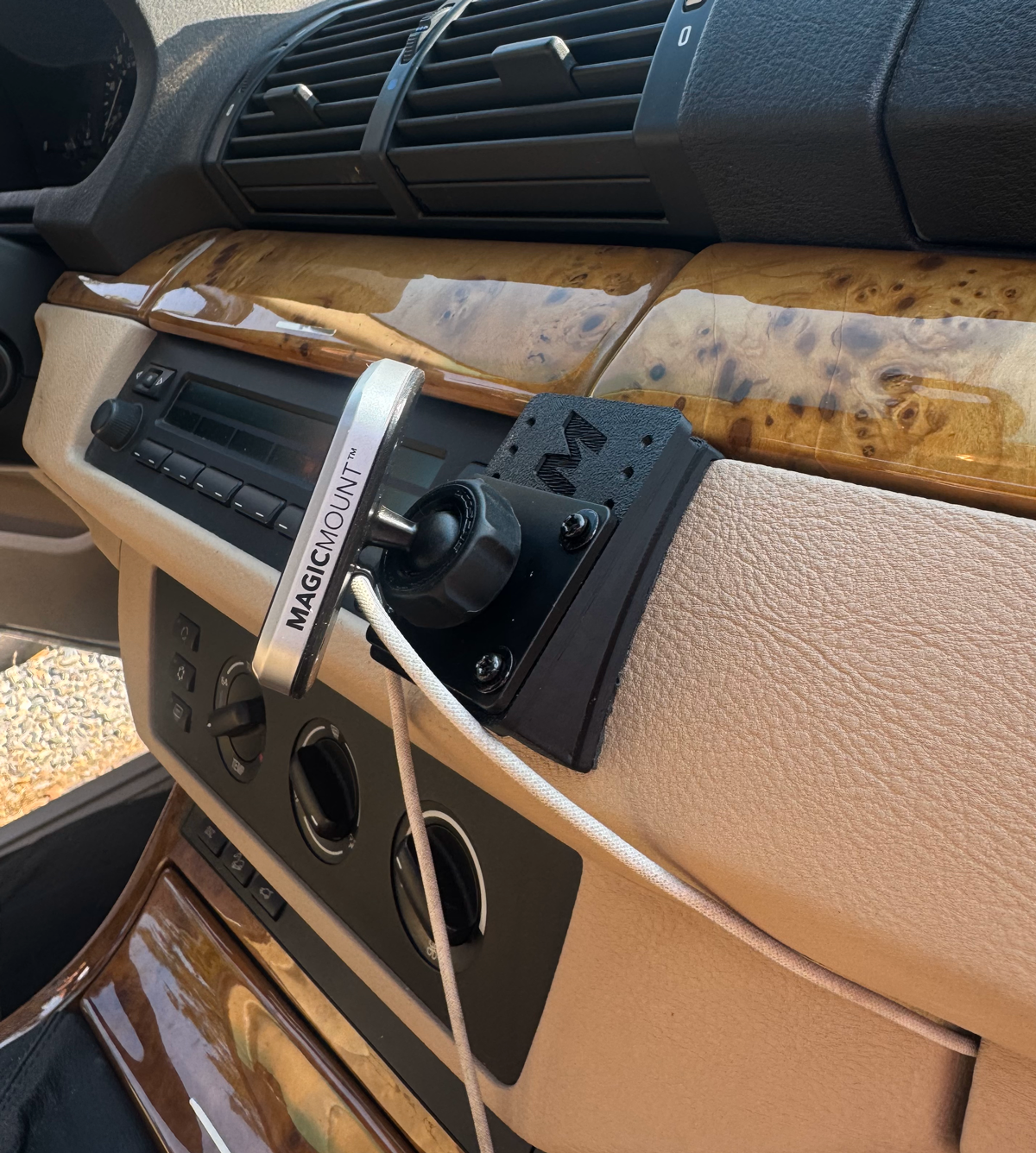 E53 X5 Phone Dash Mount